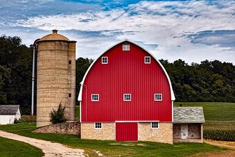 Picture of red barn and silo